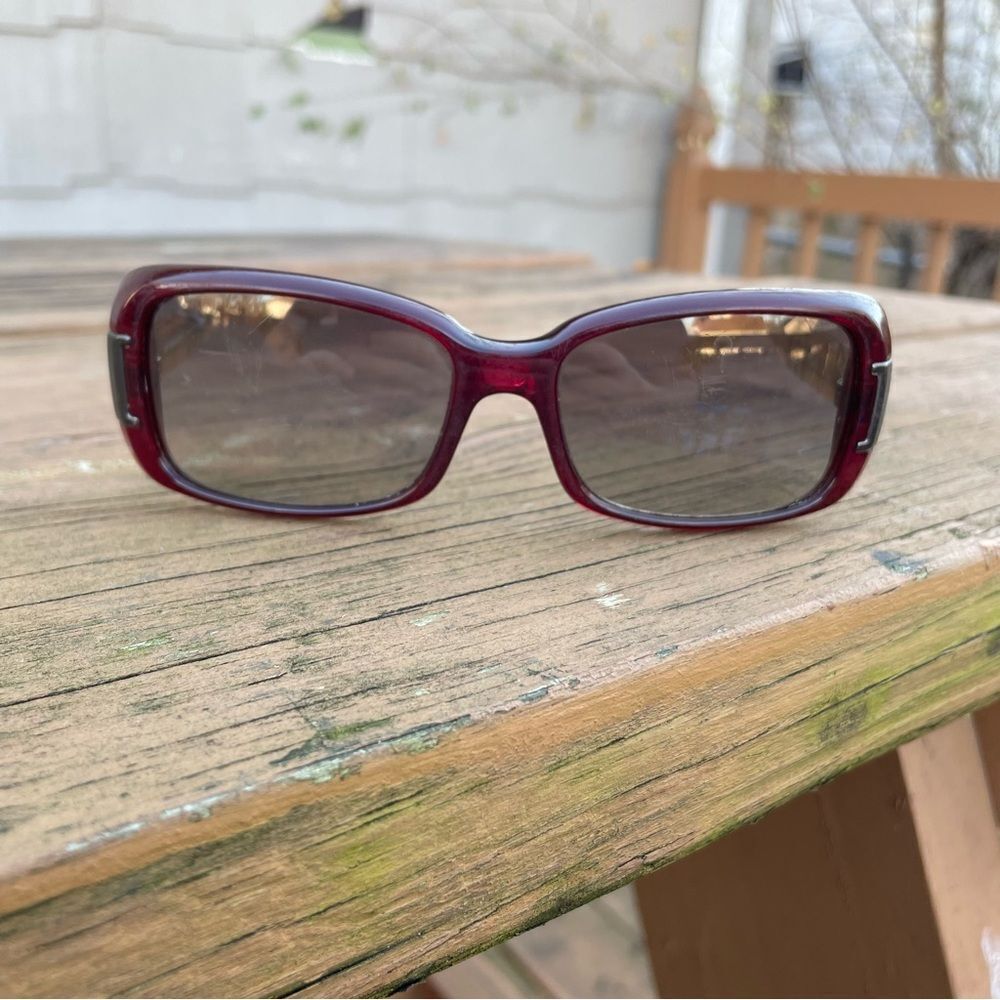 Burberry Red Frame Sunglasses with Signature Check Arms - Picture 3 of 9
